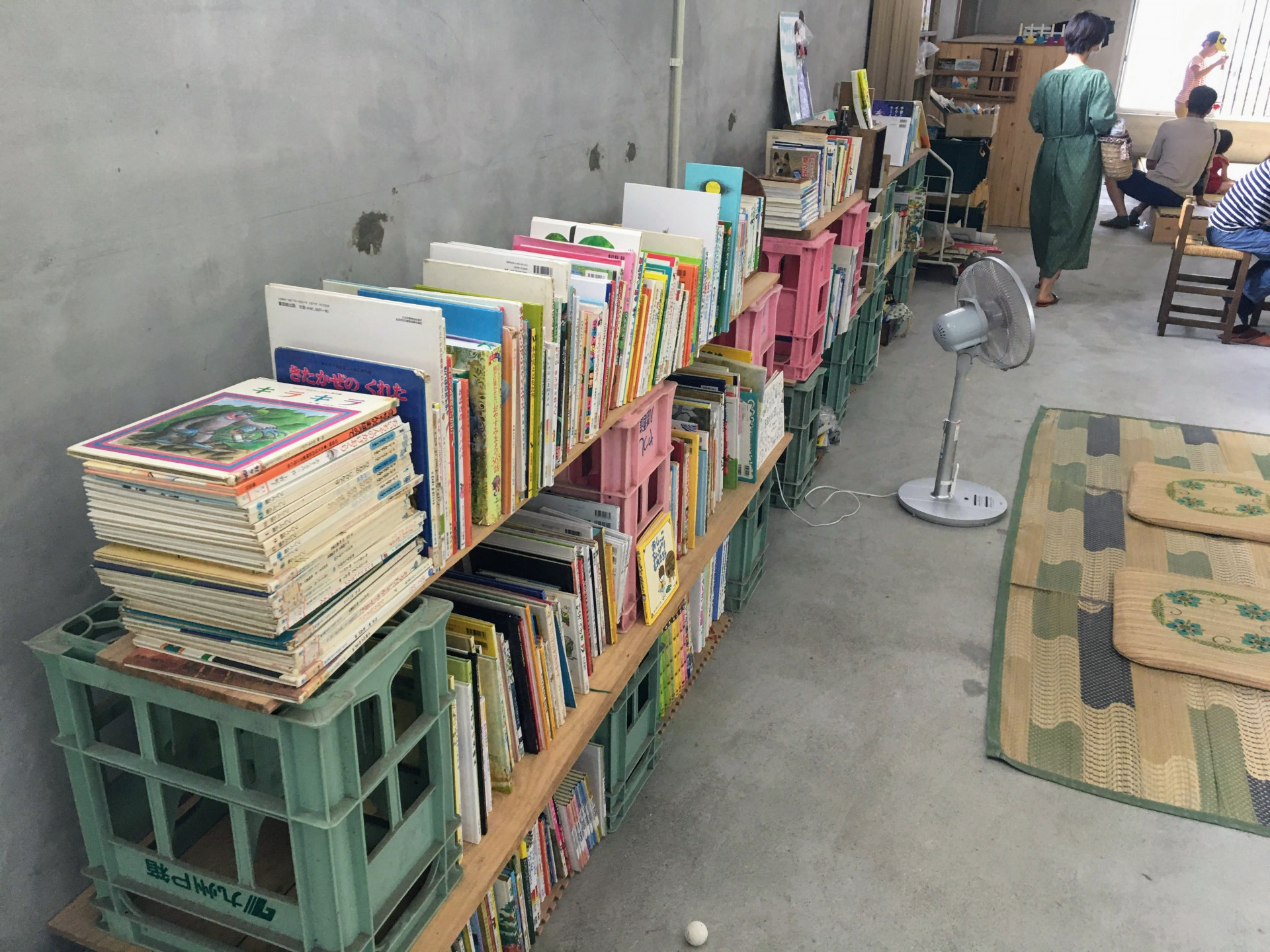 先生は町の人。時間割は自分次第。いまを生きながら「わたしのこたえ」を創る、想いでつながった3人が豊後大野で始めたここのね自由な学校。