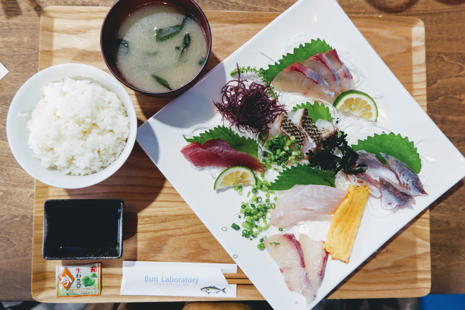 23歳で道の駅かまえの駅長に。思い出の故郷に想いを馳せ、蒲江とブリを世界へ伝えていきたい早川さんの移住と挑戦の日々。