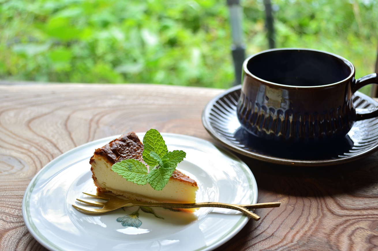 ジプシーのケーキとコーヒー