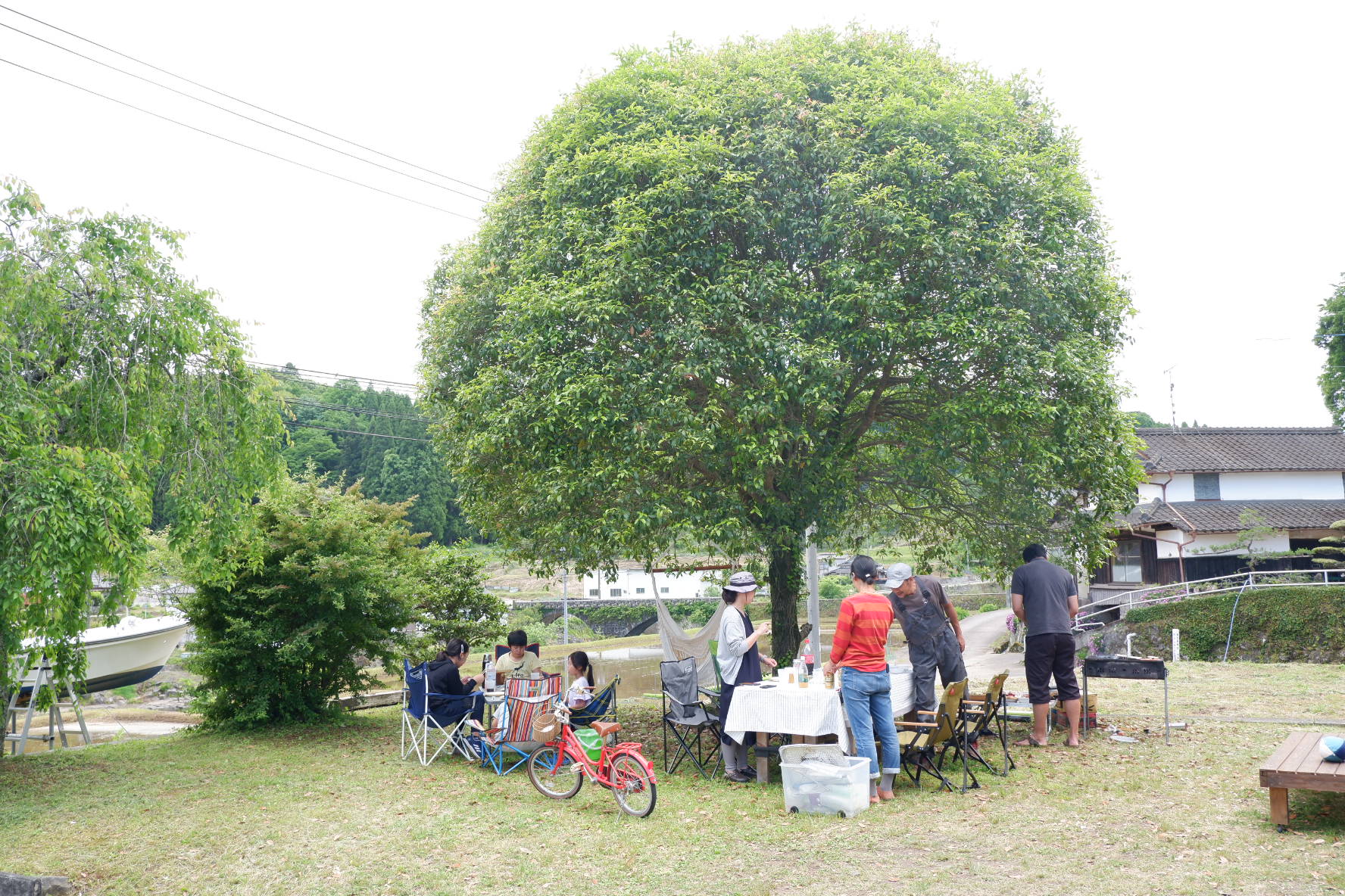 「自分でつくる」暮らしをしたいという想いから、積み重ねたキャリアを手放し、移住したのは故郷の竹田。半世紀を生きた男がDIYする次の暮らしとは。