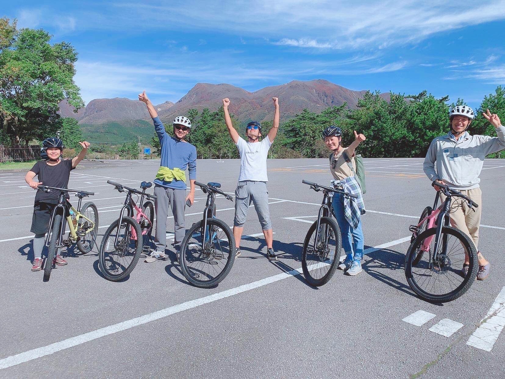 「自分でつくる」暮らしをしたいという想いから、積み重ねたキャリアを手放し、移住したのは故郷の竹田。半世紀を生きた男がDIYする次の暮らしとは。