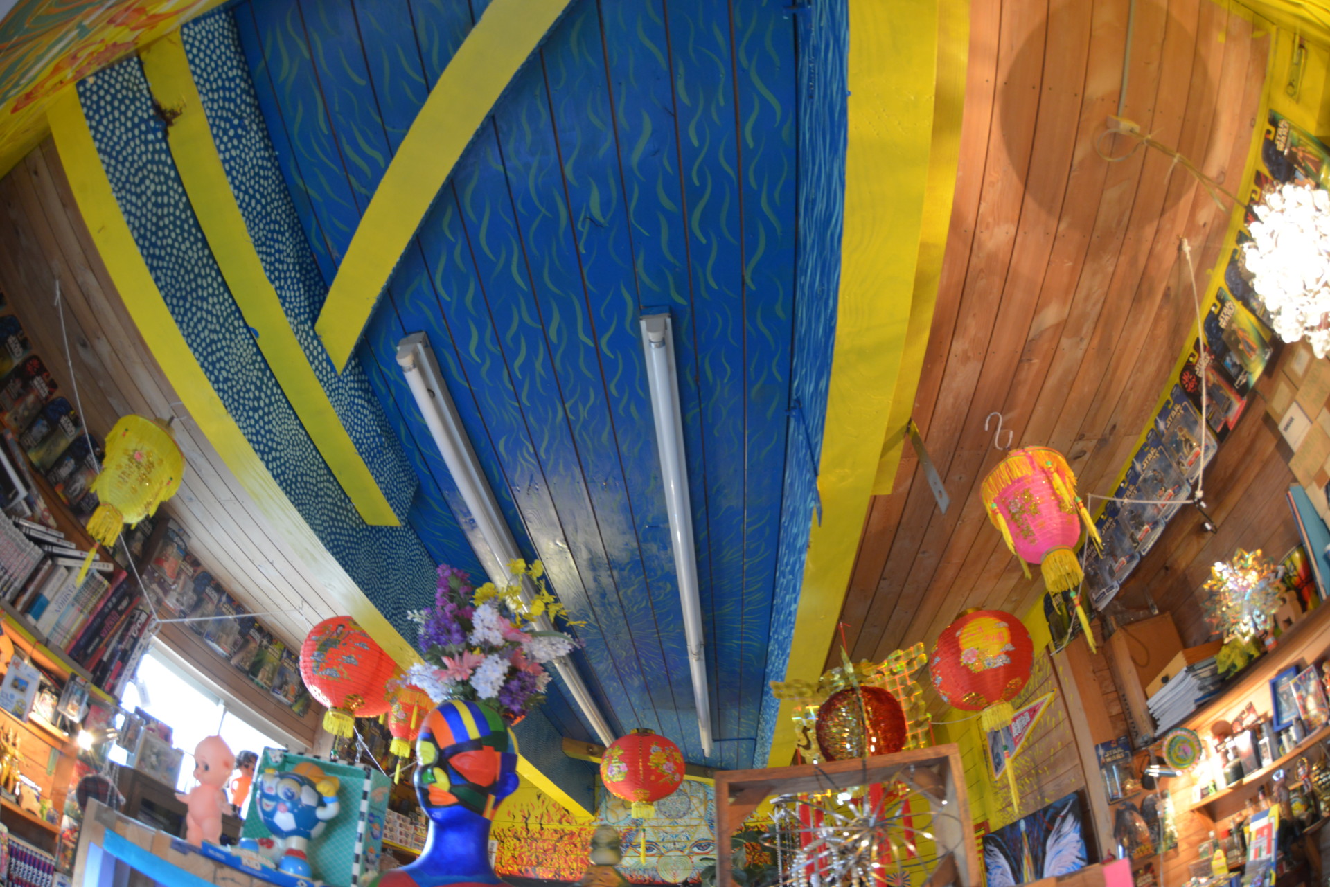 都心から発信されるファッションを地方から発信したい。別府から挑戦する新しいアパレルのカタチ。