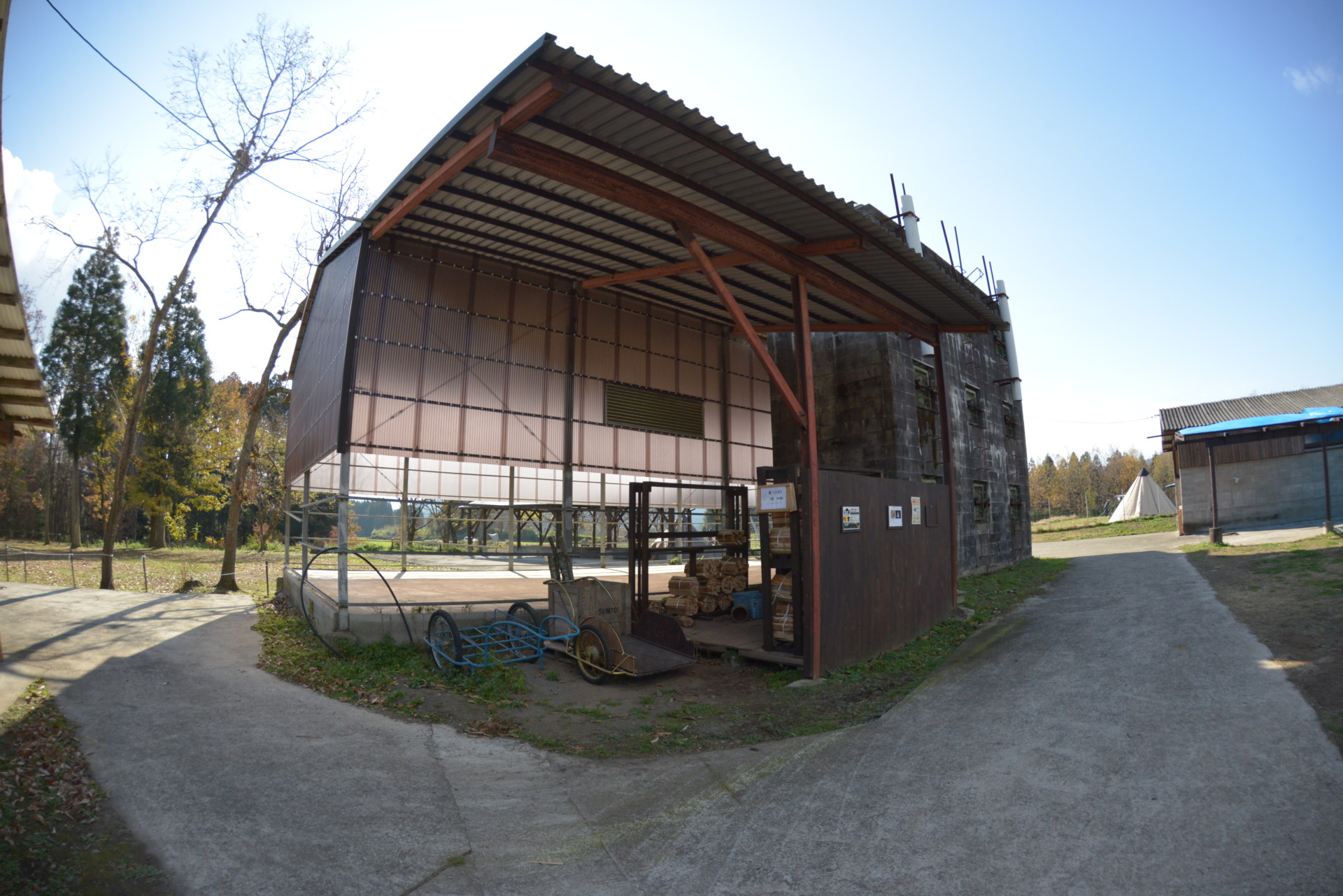 都会での生活から一転、起業のために縁もゆかりもない玖珠町へ。想いを実現するための田舎暮らし。