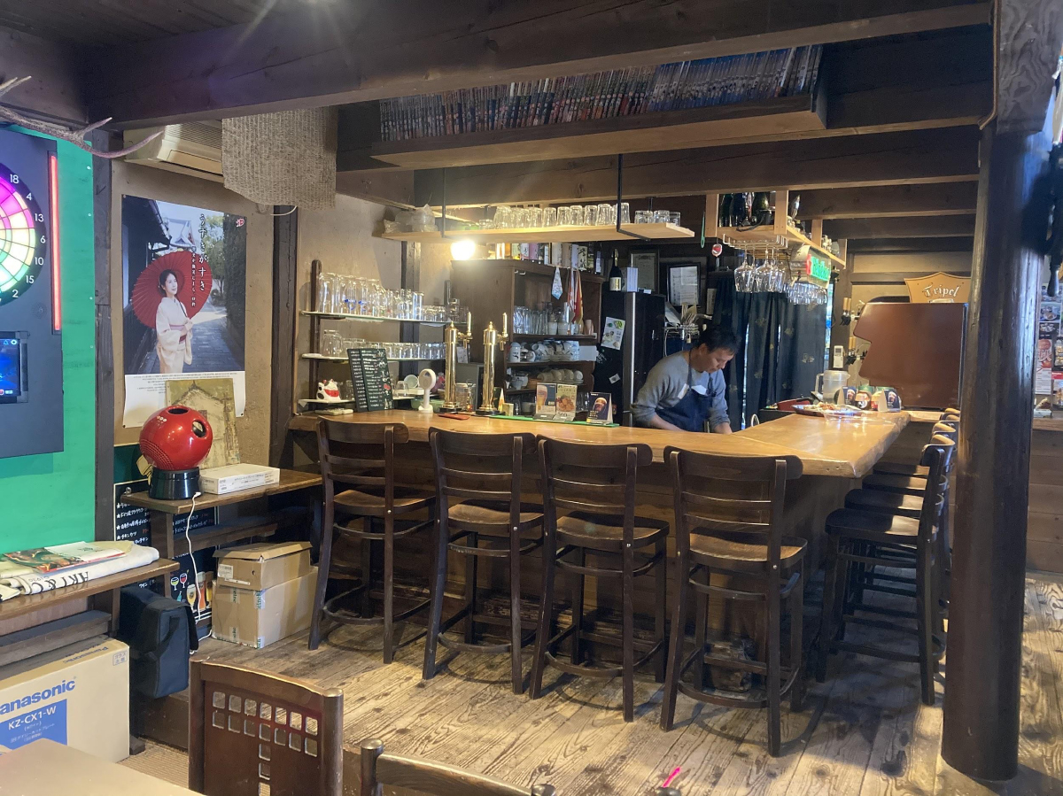 ポルト蔵の店内