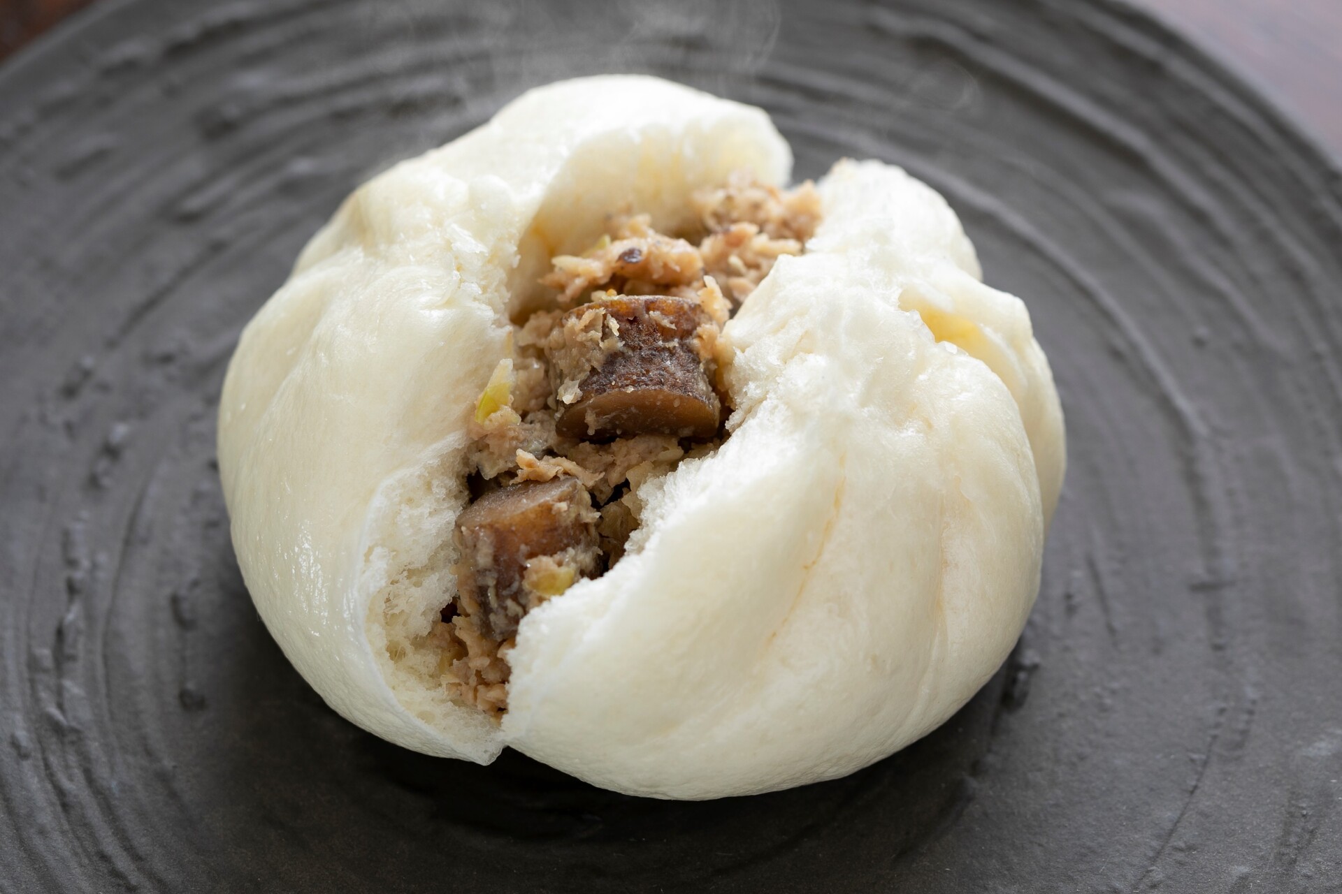 やむちゃで手と手を結ぶ、自ら楽しむ中津暮らし。