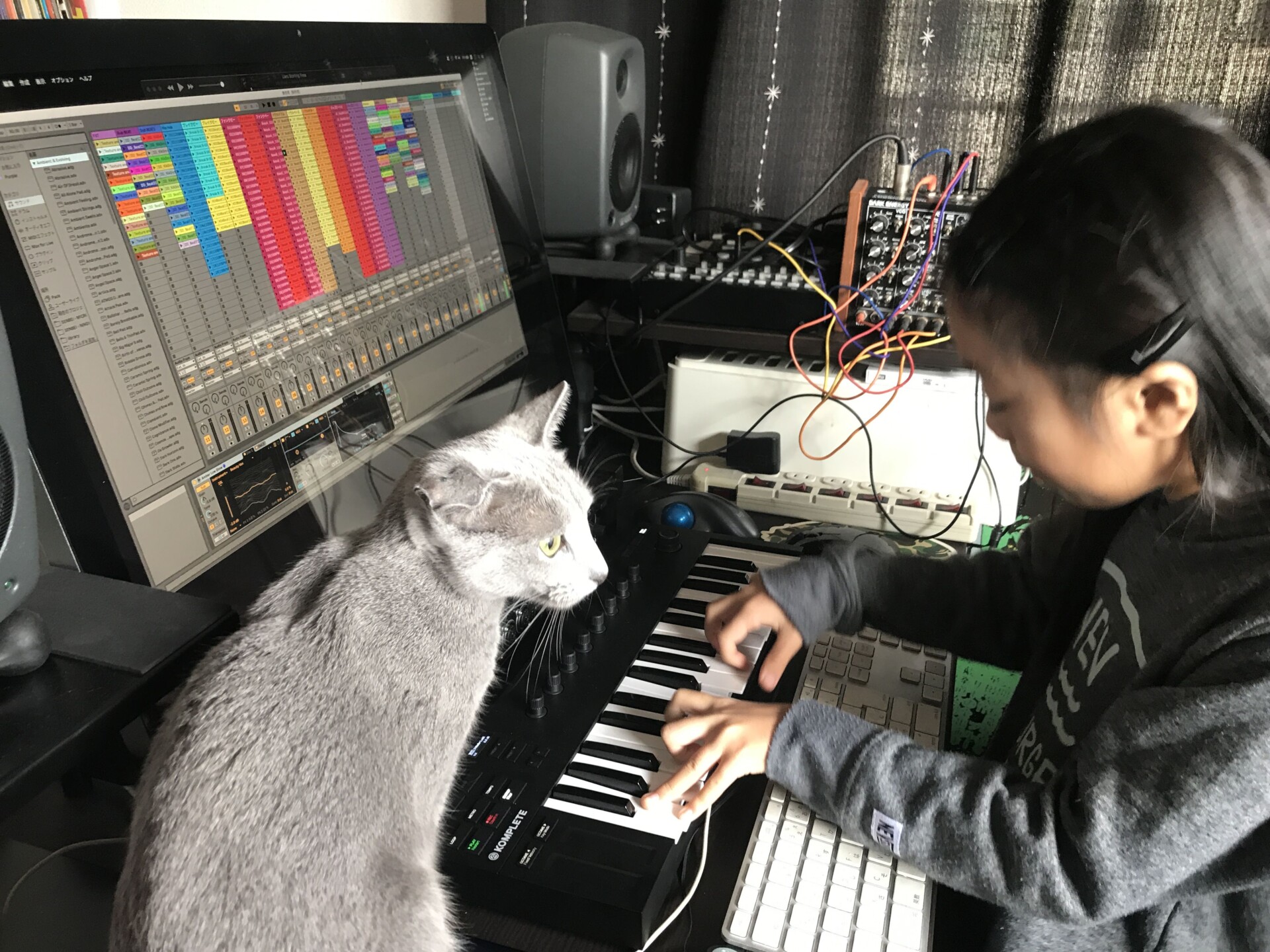 音楽を通して大分市中心部を若者が集まる場にしようと奮闘する日々