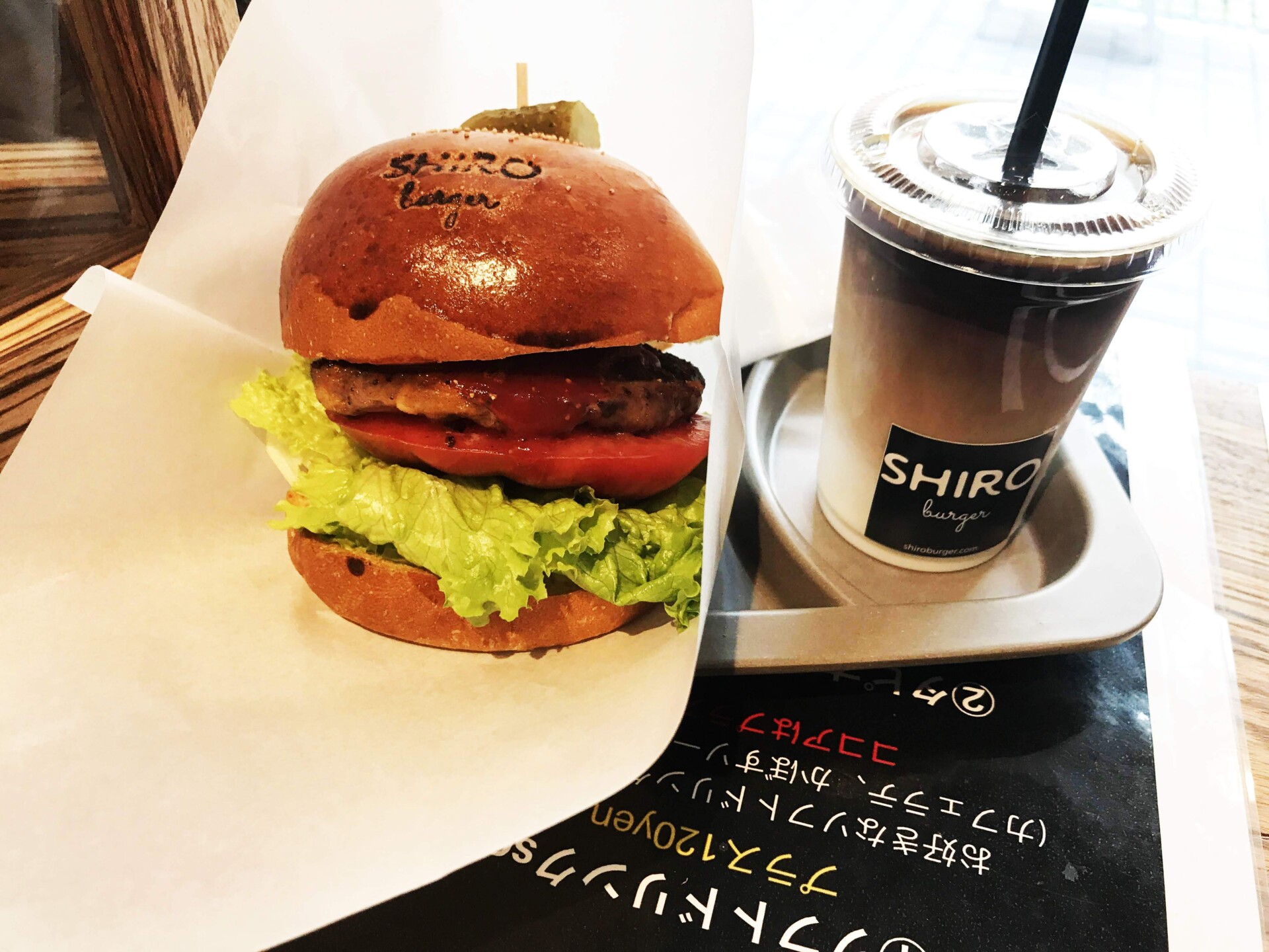 音楽を通して大分市中心部を若者が集まる場にしようと奮闘する日々