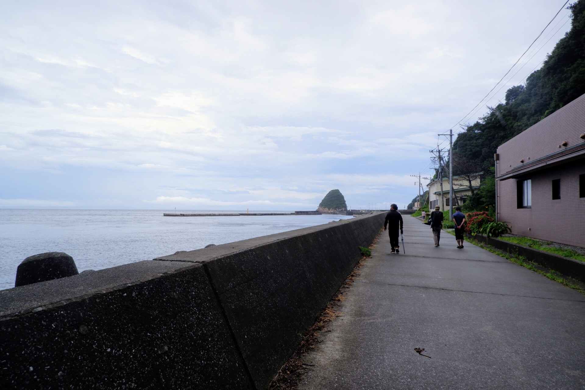 人口400人。日本のナポリで島暮らしを楽しもう