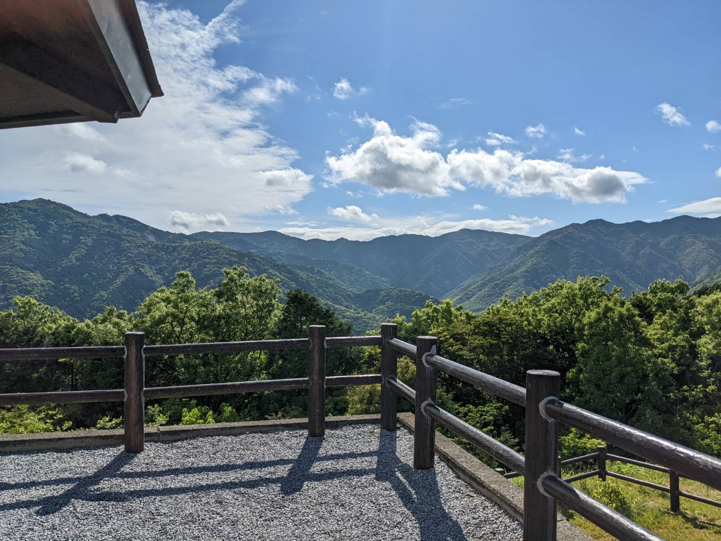自分が住みたい土地で暮らしながら好きな仕事を続ける。リモートワークを通じて見出した新たなワーク・ライフ・バランス。