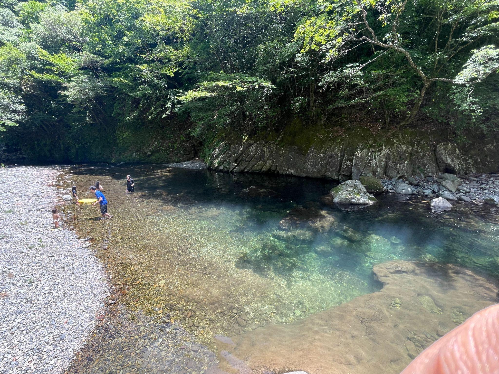 リモートワークと共に始まった日本各地をめぐる旅を経て、辿り着いた竹田市のシェアハウスでの暮らし。
